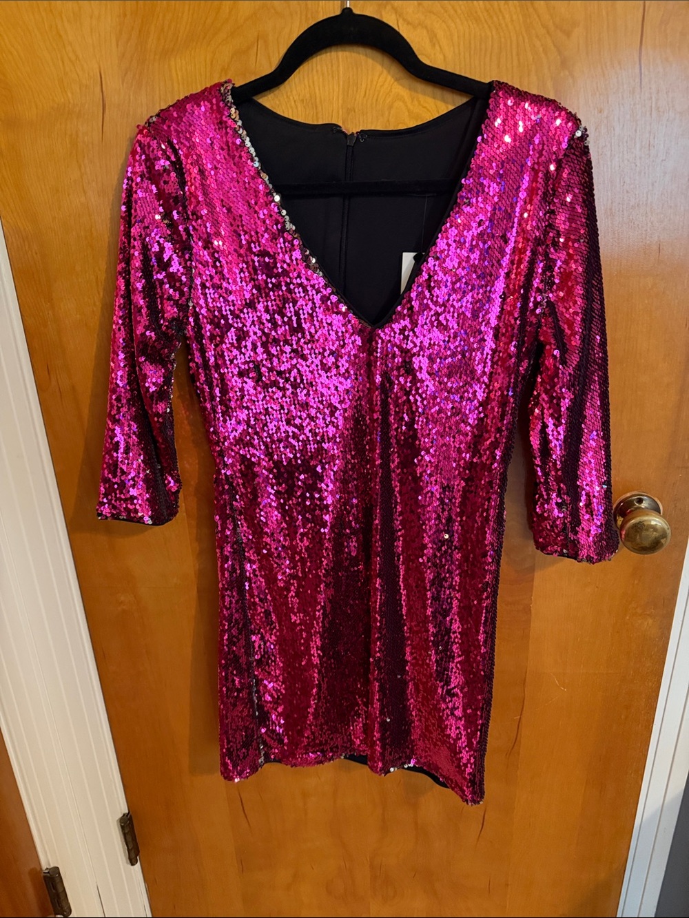 Sequin V-Neck Women's Top in Fuchsia Pink